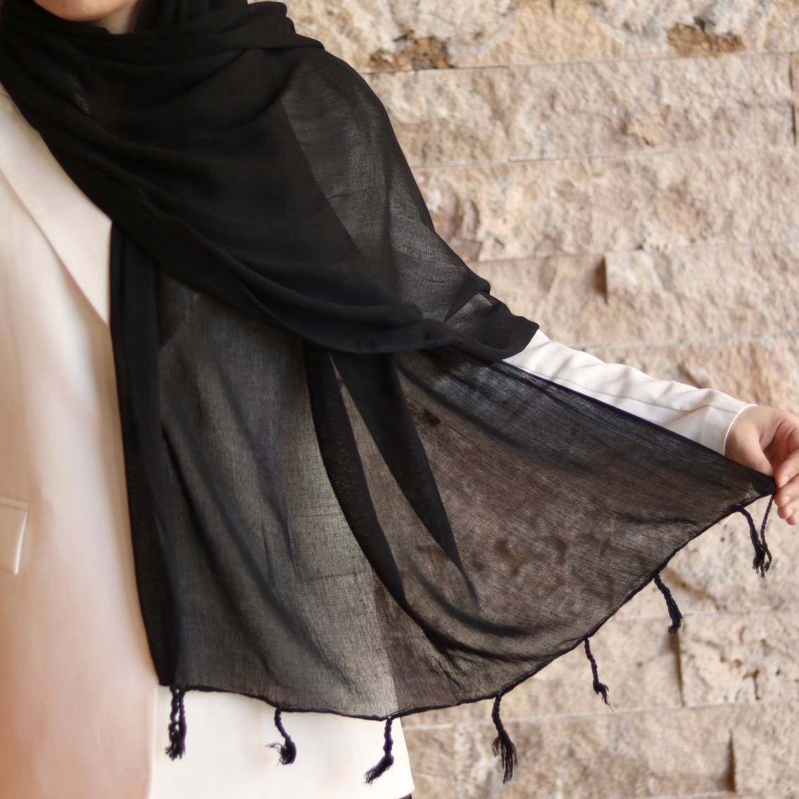 شال مشکی نخی ساده