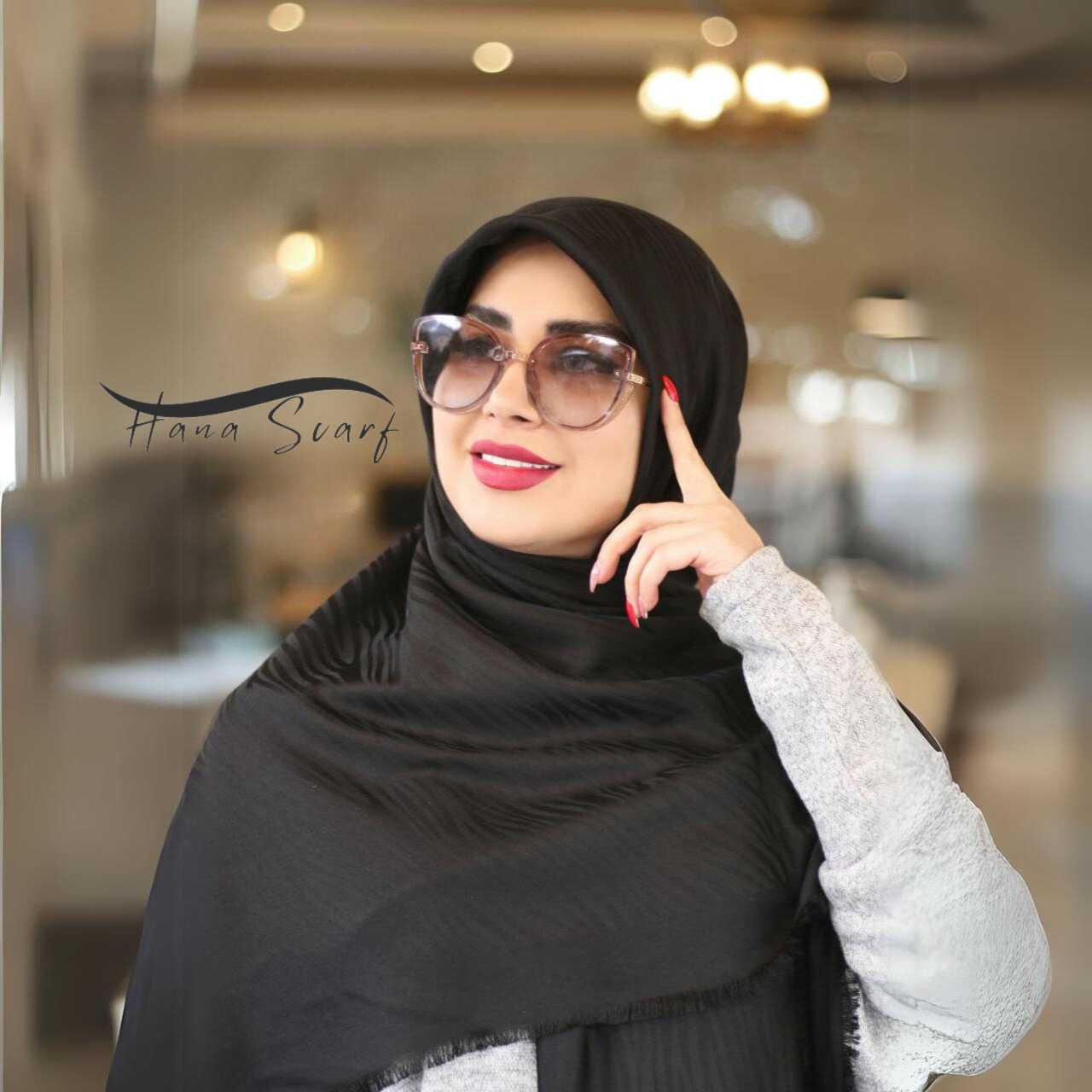 روسری مشکی مجلسی طرح زبرا