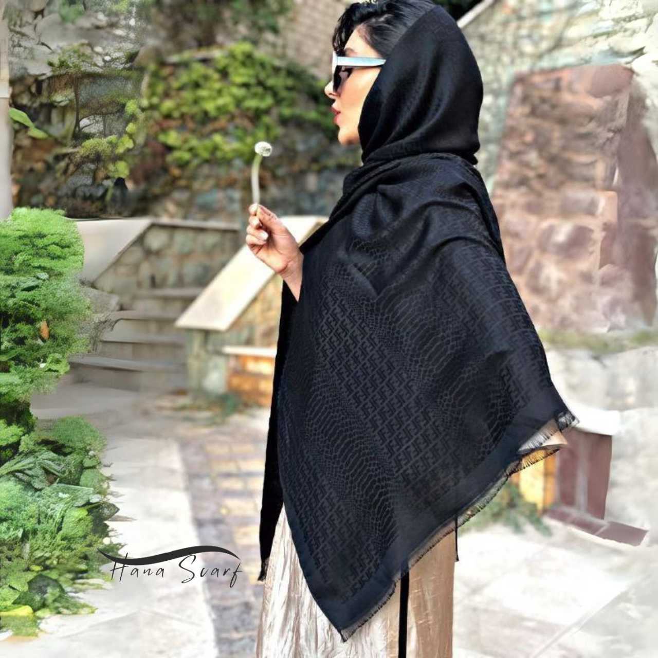 روسری مشکی مجلسی پوست ماری