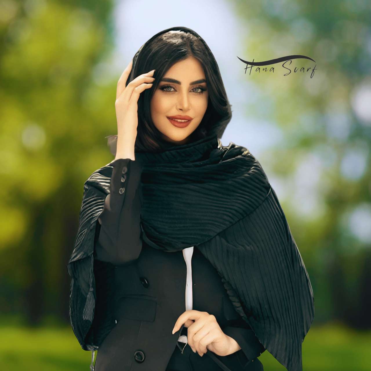 شال مشکی ساده نخی مدل پولاریس