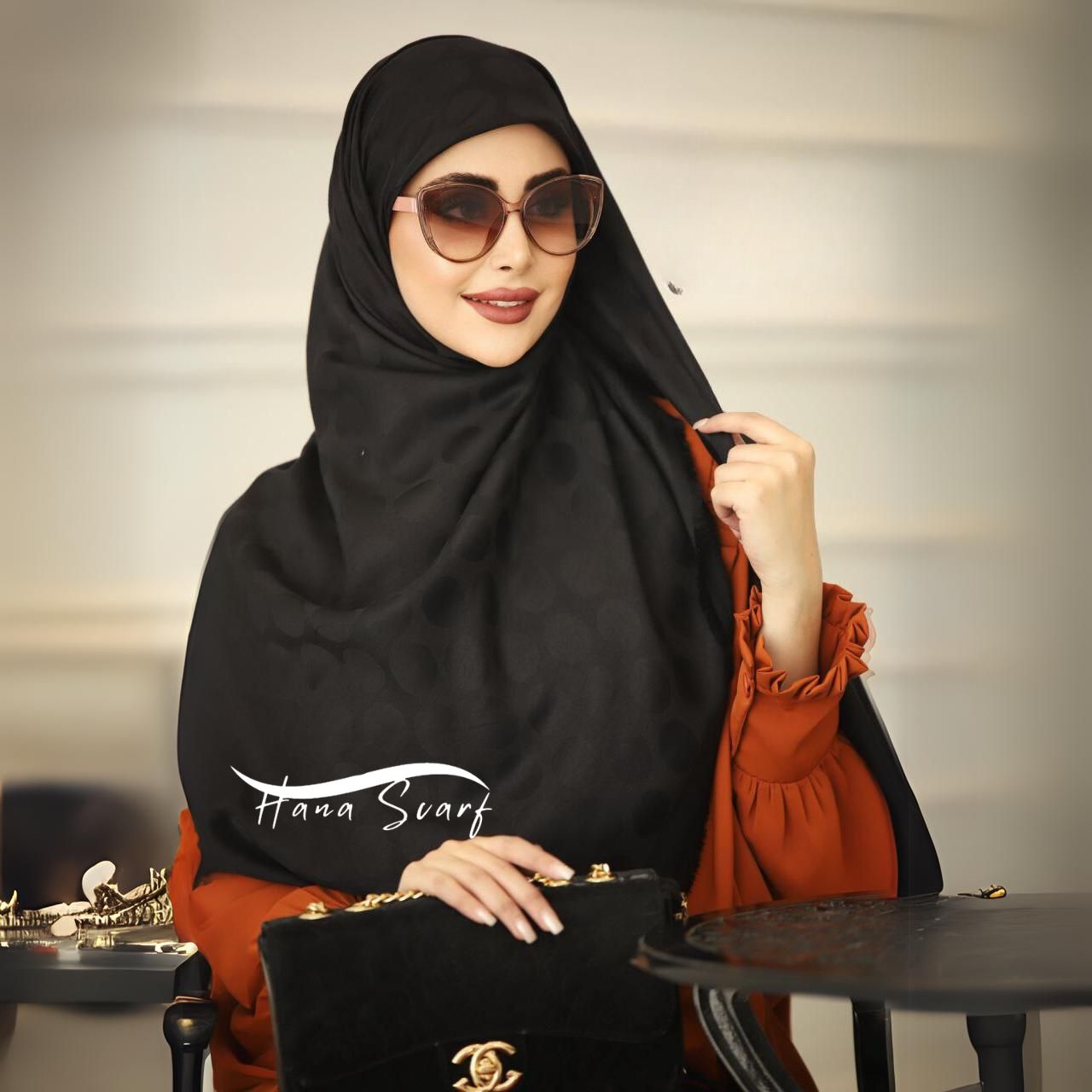 روسری محرمی مشکی طرح توپی