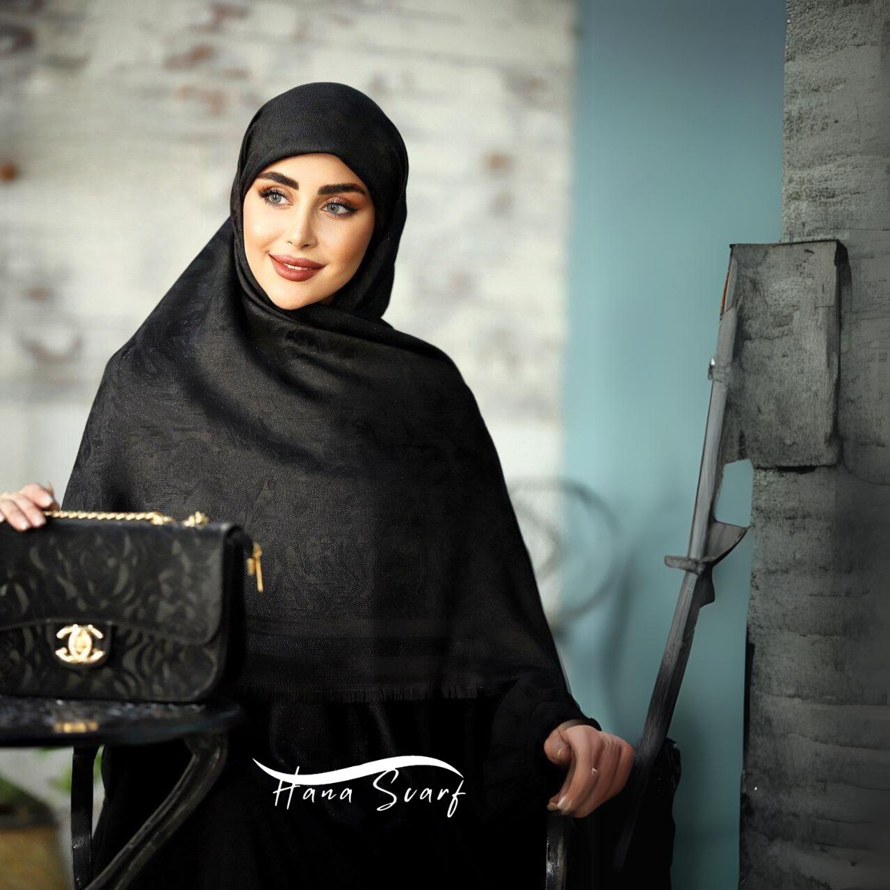 روسری مشکی محرمی طرح کهکشان