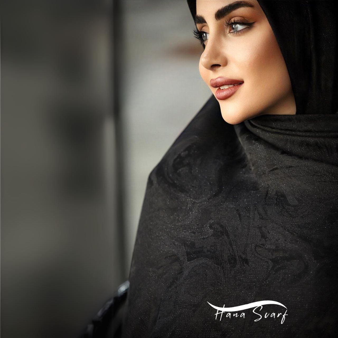 روسری مشکی محرمی طرح کهکشان