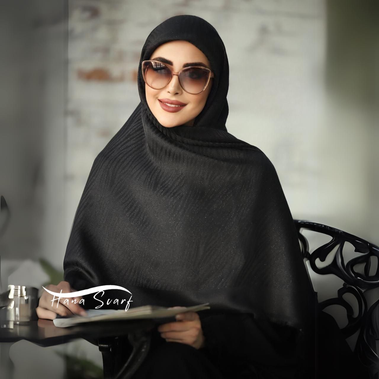 روسری مشکی محرمی طرح زبرا لمه